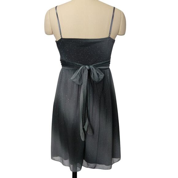 Ruby Rox Vintage Y2K Fit & Flare Dress Size M Gray Silver Metallic Whimsygoth - Picture 5 of 8